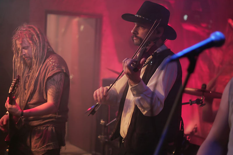 Korpiklaani - koncert: Korpiklaani, Wrocław 'Alibi' 19.05.2010