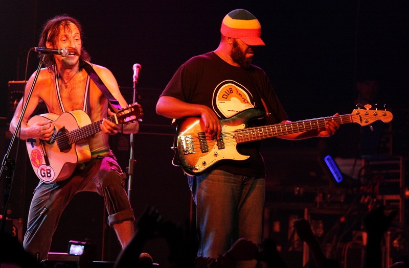 Gogol Bordello - koncert: Gogol Bordello, Warszawa 'Stodoła' 8.12.2009