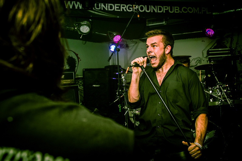 Slaveout - koncert: Slaveout, Tychy 'Underground Pub' 14.09.2013