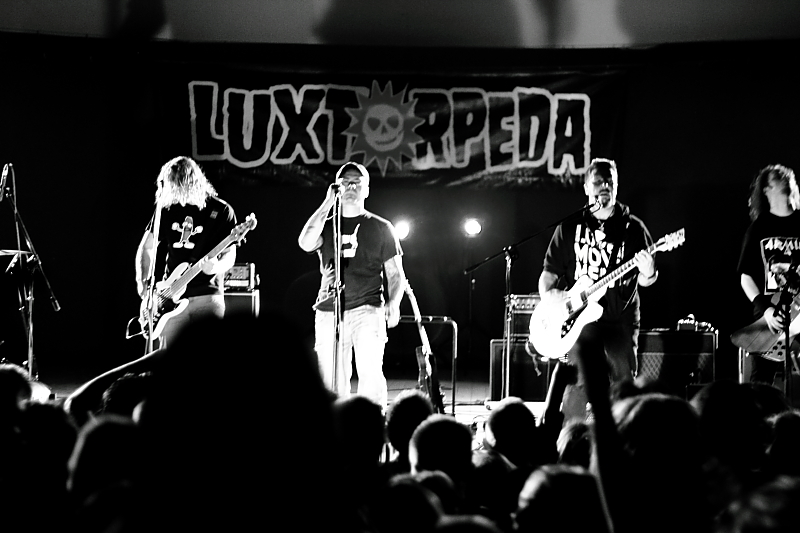 Luxtorpeda - koncert: Luxtorpeda, Lublin 'Muszla Koncertowa w Ogrodzie Saskim' 2.09.2011