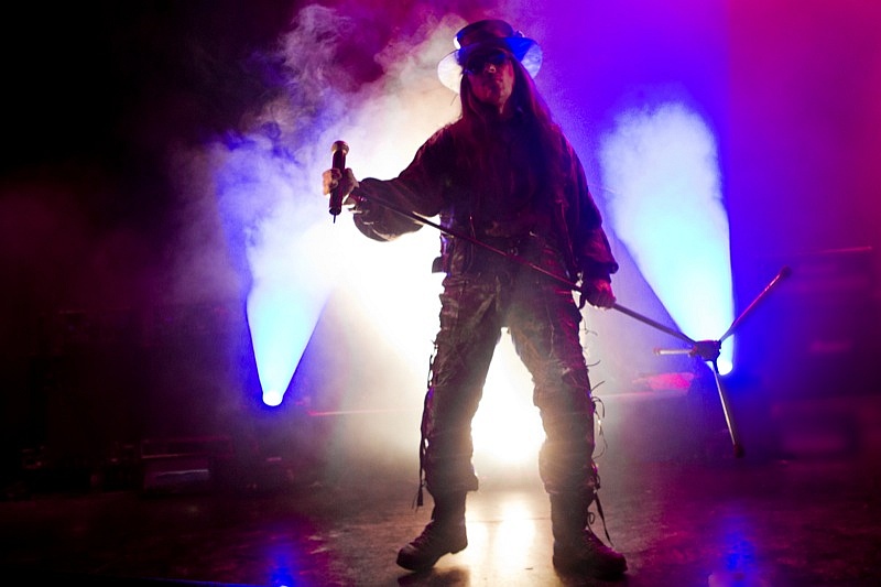 Fields Of The Nephilim - koncert: Fields Of The Nephilim ('Christmas Ball'), Berlin 'Huxleys Neue Welt' 29.12.2010