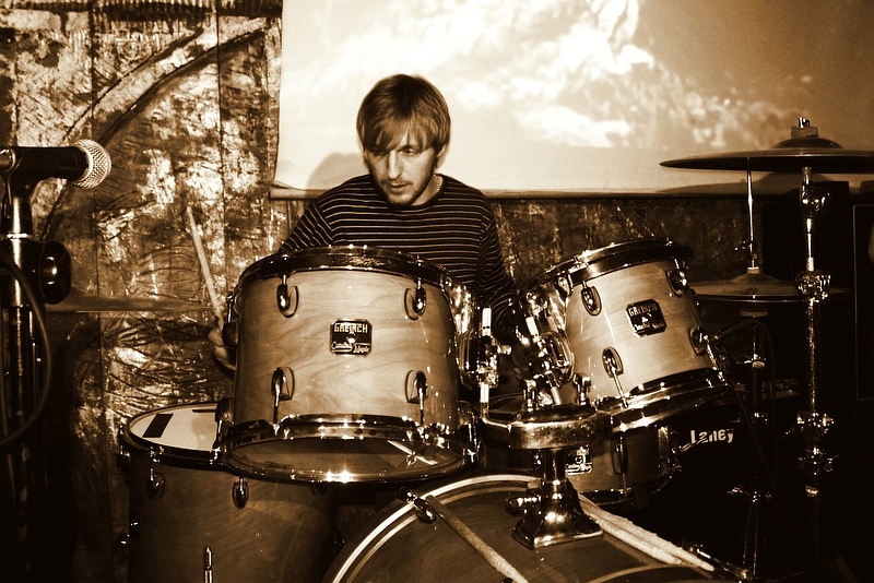 Fleshworld - koncert: Vagitarians, Fleshworld, Kraków 'Imbir' 24.03.2012