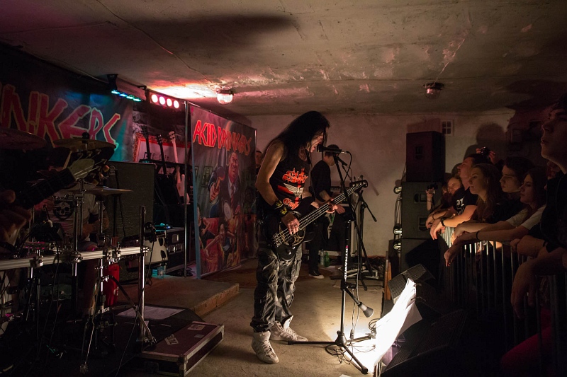 Acid Drinkers - koncert: Acid Drinkers, Szczytno 'Pub Piwnica' 11.10.2014