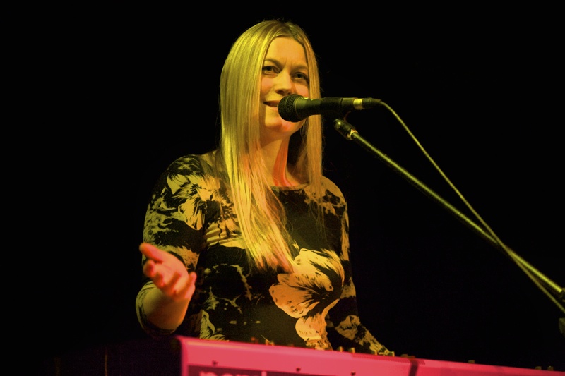 Astrid Williamson - koncert: Astrid Williamson, Wrocław 'Eter' 12.09.2011