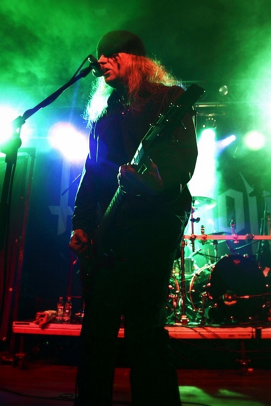 Triptykon - koncert: Triptykon ('Hatefest 2011'), Zlin 'Masters Of Rock Cafe' 8.12.2011