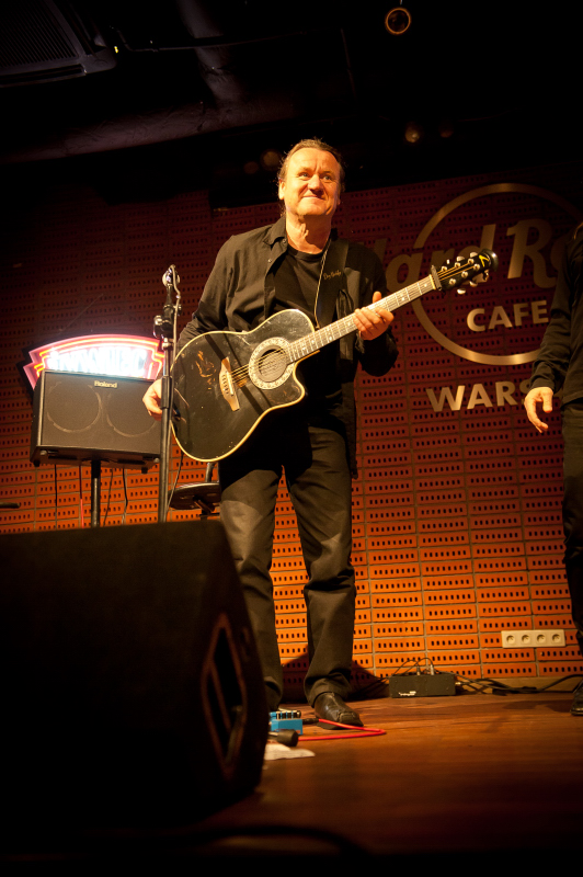 Marek Piekarczyk - koncert: Marek Piekarczyk ('Granie na Żywo'), Warszawa 'Hard Rock Cafe' 19.12.2011