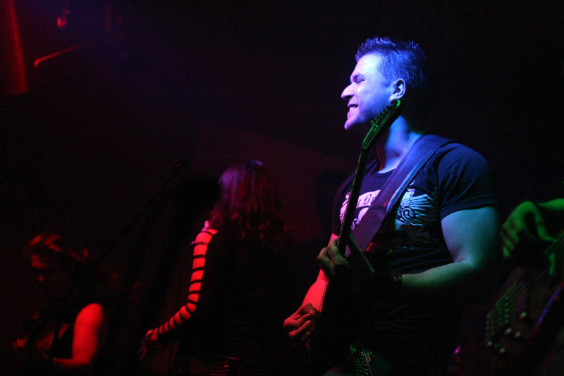 Access Denied - koncert: Hunter, Access Denied, Poznań 'Blue Note' 3.11.2011