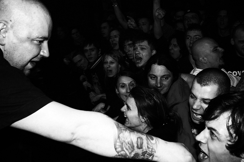 Frontside - koncert: Frontside ('Covan Wake The Fuck Up Tour 2012') Zabrze 'CK Wiatrak' 27.01.2012