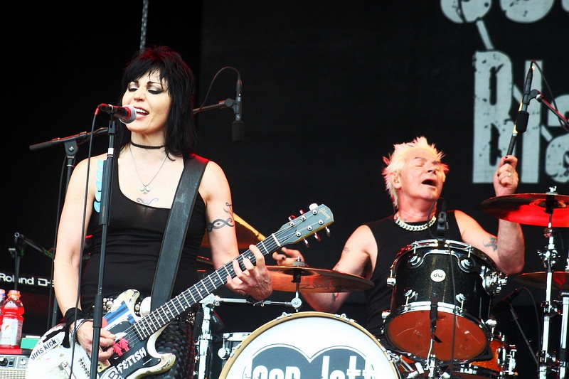 Joan Jett and the Blackhearts - koncert: Joan Jett and the Blackhearts, Duff Mac Kagan's Loaded ('Sweden Rock Festival 2011'), Solvesborg 9.06.2011