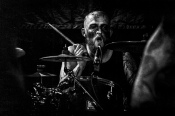Owls Woods Graves - koncert: Owls Woods Graves, Ostrawa 'Barrak' 8.10.2024