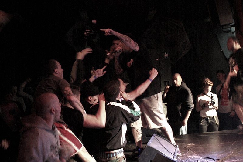 Death Before Dishonor - koncert: 'Show No Mercy XXI' (Death Before Dishonor, Nations Afire i inni), Warszawa 'Progresja' 7.05.2009