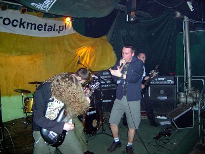 Hedfirst - koncert: VI urodziny rockmetal.pl, dzień pierwszy, Warszawa 'Paragraf 51' 19.02.2003