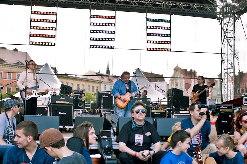 koncert: Gitarowy rekord Guinnessa ('Thanks Jimi Festival 2012'), Wrocław 'Wyspa Słodowa' 1.05.2012