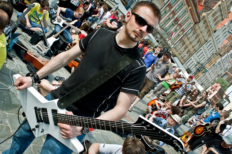koncert: Gitarowy rekord Guinnessa ('Thanks Jimi Festival 2012'), Wrocław 'Wyspa Słodowa' 1.05.2012