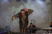 Front 242 - koncert: Front 242, Diary Of Dreams, KMFDM (Castle Party 2009), Bolków 26.07.2009
