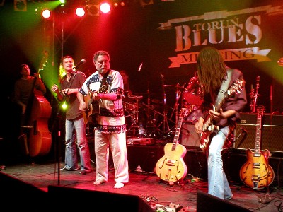 Mike Greene & Bulldog Gravy - koncert: XVI Toruń Blues Meeting, dzień pierwszy, Toruń 'Od Nowa' 18.11.2005