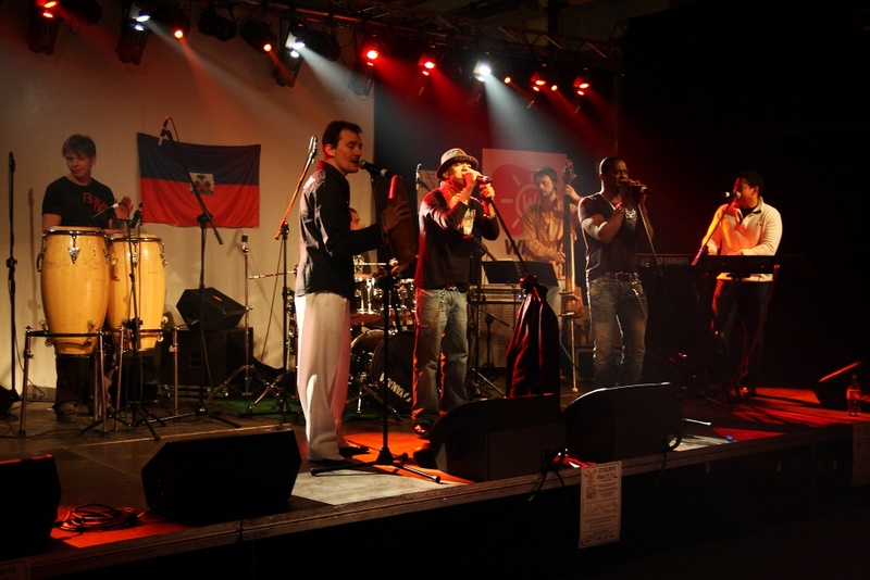 koncert: Koalicja Sił Jamajskich gra dla Haiti (część 1), Warszawa '1500 m2' 27.02.2010