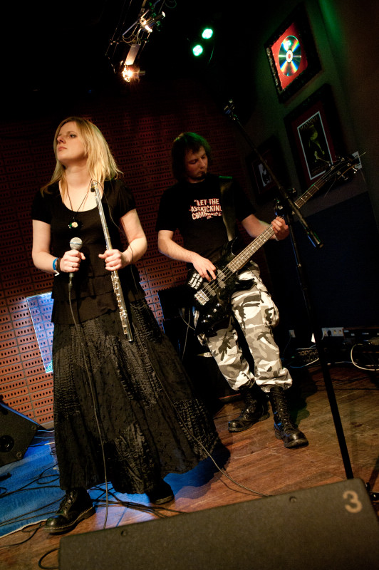 Morhana - koncert: Hands Resist, Morhana ('Pepsi Rocks!'), Warszawa 'Hard Rock Cafe' 20.04.2010