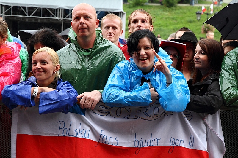 koncert: Europe, Tipsy Train - konferencja, publiczność - Lublin 'Plac Zamkowy' 24.07.2010