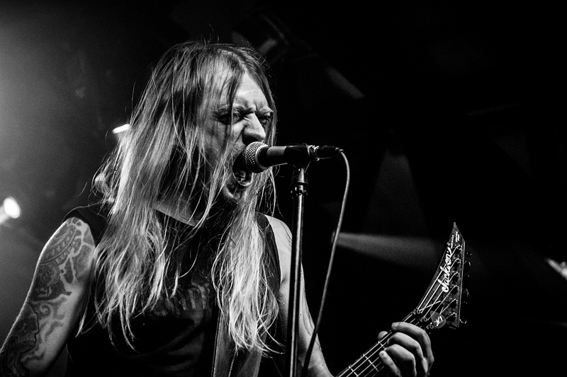 Grave - koncert: Grave, Katowice 'Mega Club' 18.12.2013