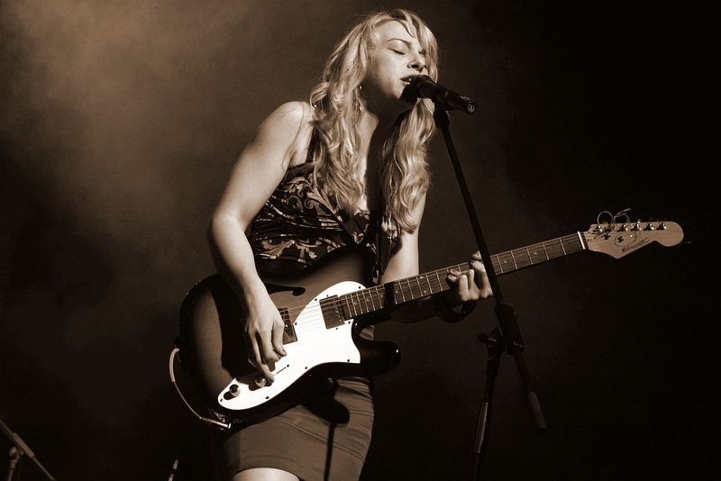 Girls With Guitars - koncert: Girls With Guitars ('Gala Blues Top'), Chorzów 'Teatr Rozrywki' 30.04.2011