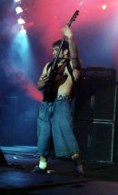Soulfly - koncert: Metalmania 2004: część pierwsza, Katowice 'Spodek' 13.03.2004