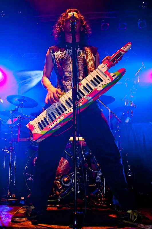 Alestorm - koncert: Alestorm, Łódź 'Dekompresja' 11.11.2010