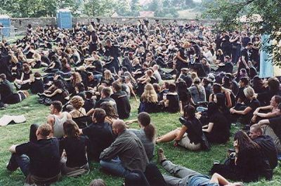 koncert: Castle Party 2002: dzień pierwszy, Bolków 'Zamek' 27.07.2002