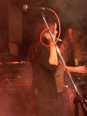 Naamah - koncert: Naamah, Praga 'KD Opatov' 16.10.2004