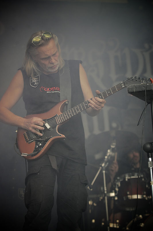 Bratrstvo Luny - koncert: Controlled Collapse, Bratrstvo Luny, Reactor7X ('Castle Party 2011'), Bolków 'Zamek' 24.07.2011