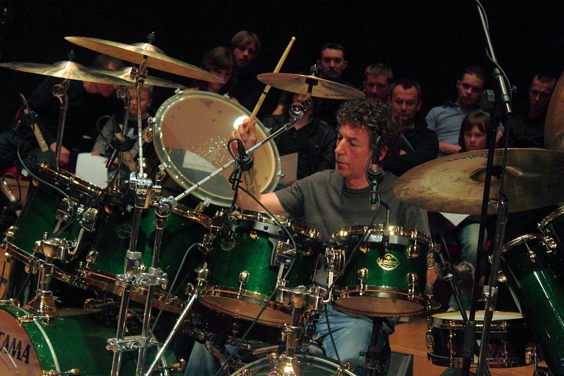 Simon Phillips - koncert: Simon Phillips & Pete Lockett (koncert), Simon Phillips (warsztaty), Katowice 'Akademia Muzyczna' 17.10.2010