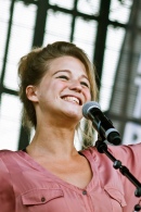 Selah Sue - koncert: Selah Sue ('Rock For People 2012'), Hradec Kralove 5.07.2012