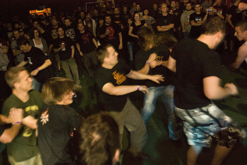 Unearth - koncert: Unearth (Show No Mercy #25), Warszawa 'Progresja' 25.09.2009