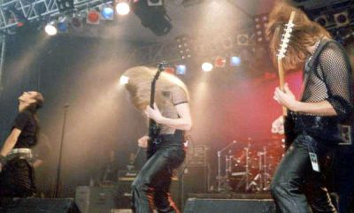 Source of Tide - koncert: Mystic Festival 2001: Mayhem, Zyklon, Behemoth, Sinister, Source Of Tide, Devilyn, Kraków 'Hala Wisły' 13.10.2001