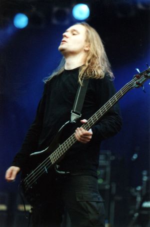 Sinister - koncert: Mystic Festival 2001: Sinister, Source Of Tide, Devilyn, Cemetery Of Scream, Kraków 'Hala Wisły' 13.10.2001