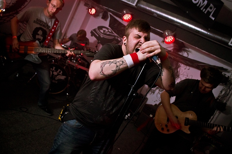 Fleshworld - koncert: Fleshworld, Downsideup, Tychy 'Underground Pub' 15.06.2012