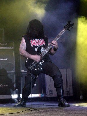 Krisiun - koncert: Metalmania 2004, Katowice 'Spodek' 13.03.2004 (duża scena)