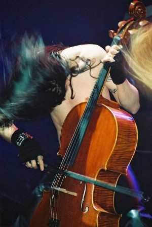 Apocalyptica - koncert: Metalmania 2005 (duża scena), Apocalyptica, Katowice 'Spodek' 12.03.2005