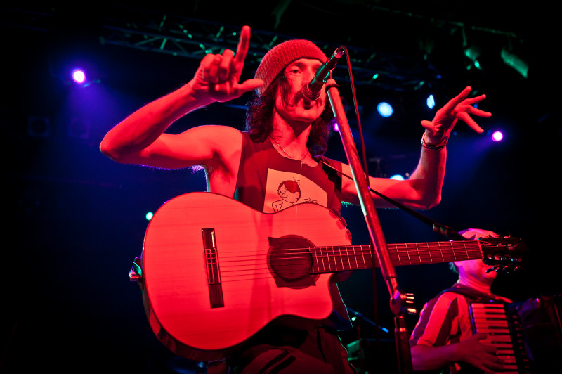 Gogol Bordello - koncert: Gogol Bordello ('Rock In Summer'), Warszawa 'Stodoła' 21.06.2011