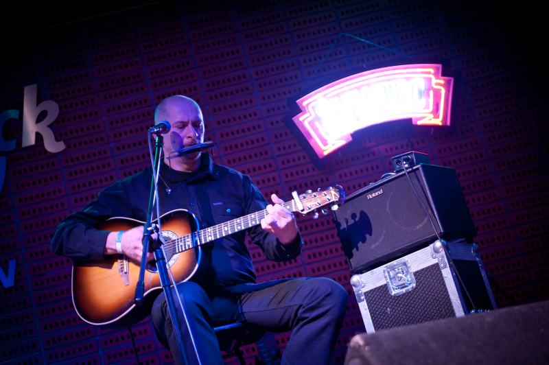 Marek Piekarczyk - koncert: Marek Piekarczyk ('Granie na Żywo'), Warszawa 'Hard Rock Cafe' 19.12.2011