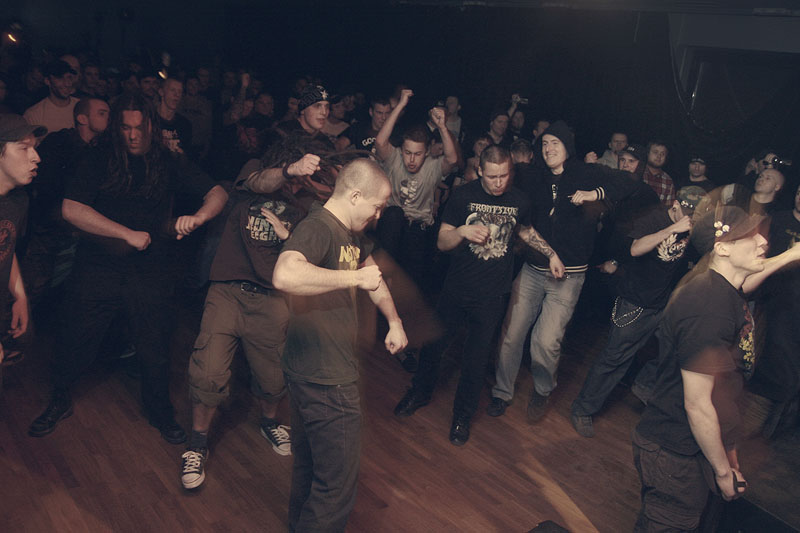 koncert: Sworn Enemy i inni (zdjęcia fanów), Wrocław 'Firlej' 27.03.2009