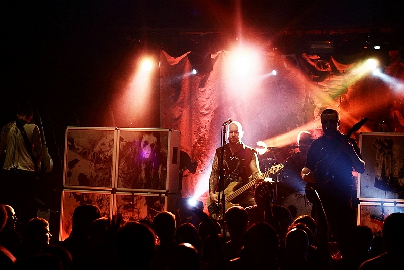 Caliban - koncert: Caliban, Winds Of Plague, Eyes Set To Kill, Kraków 'Rotunda' 12.02.2012