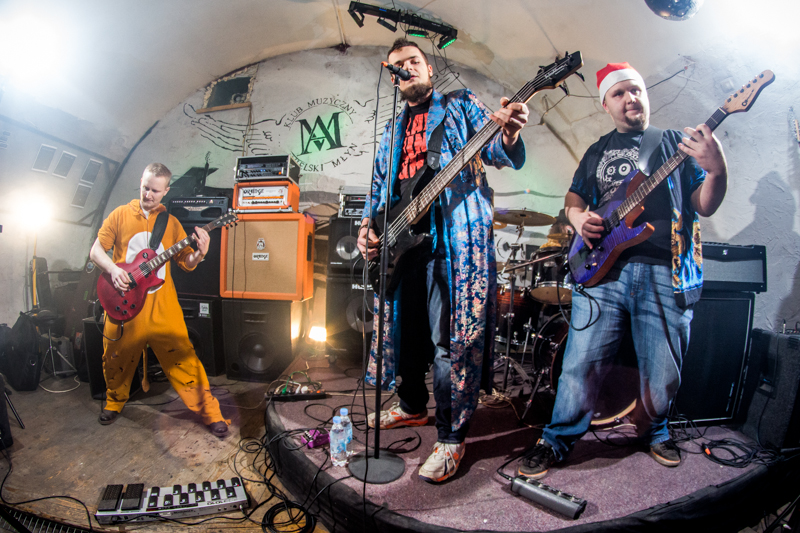 Burn Your Garden - koncert: Burn Your Garden, Cieszyn 'Anielski Młyn' 19.12.2015