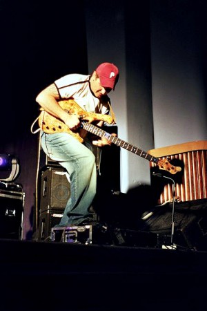 Tony Royster, Wojciech Pilichowski, Marek Raduli - koncert: XIV Międzynarodowy Festiwal Perkusyjny, Gliwice 'KinoTeatr-X' 18.10.2005