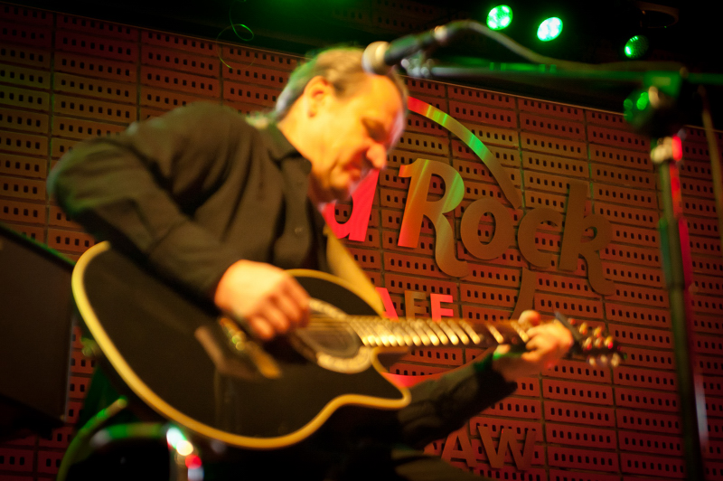 Marek Piekarczyk - koncert: Marek Piekarczyk ('Granie na Żywo'), Warszawa 'Hard Rock Cafe' 19.12.2011