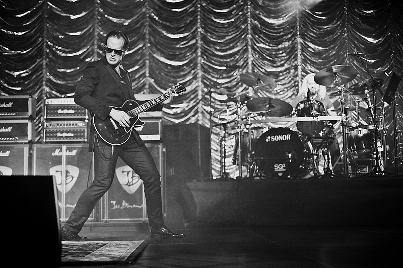 Joe Bonamassa - koncert: Joe Bonamassa, Praga 'Tesla Arena' 28.02.2012