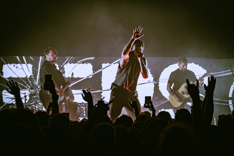 While She Sleeps - koncert: While She Sleeps, Łódź 'Atlas Arena' 3.02.2024