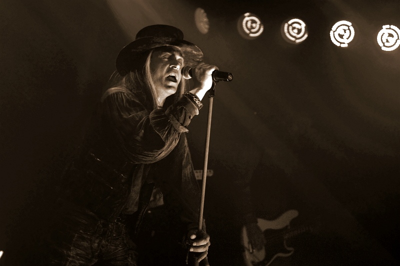 Fields Of The Nephilim - koncert: Fields Of The Nephilim, Katowice 'Mega Club' 6.05.2011