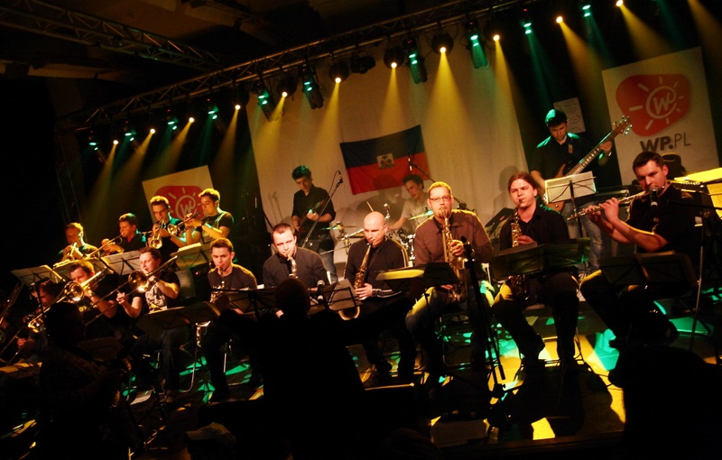 koncert: Koalicja Sił Jamajskich gra dla Haiti (część 2), Warszawa '1500 m2' 27.02.2010