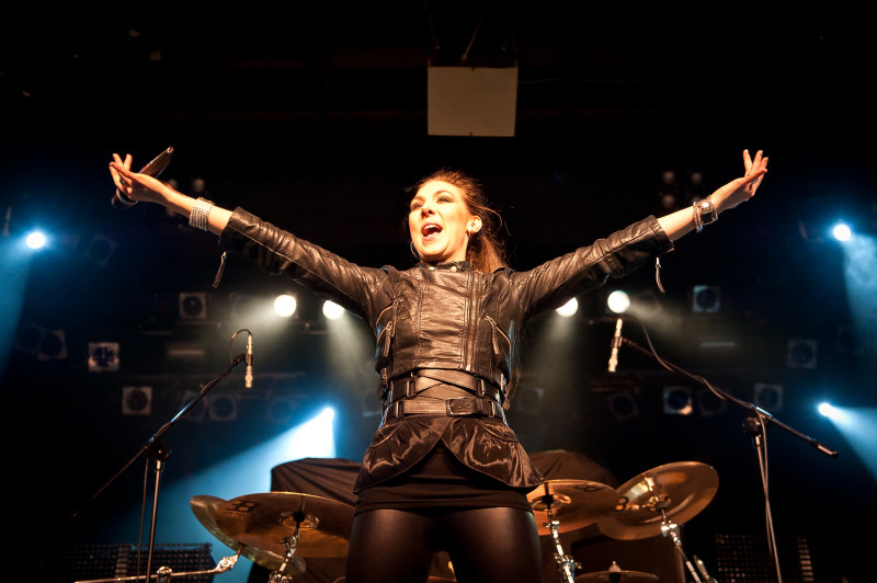 Amaranthe - koncert: Amaranthe, Warszawa 'Stodoła' 15.11.2011